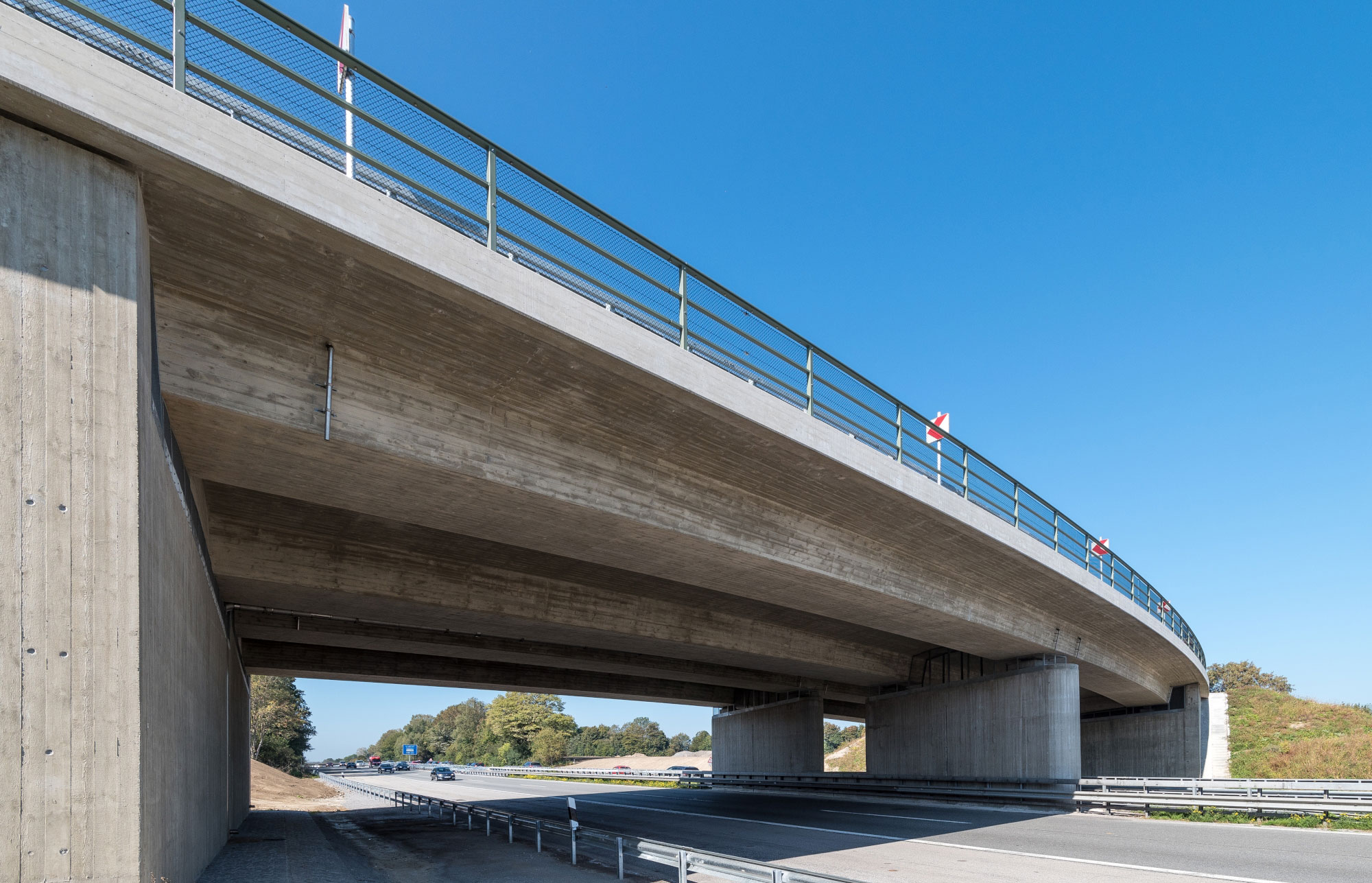 Planung Ersatzneubau Straßenbrücke Autobahndreieck Inntal