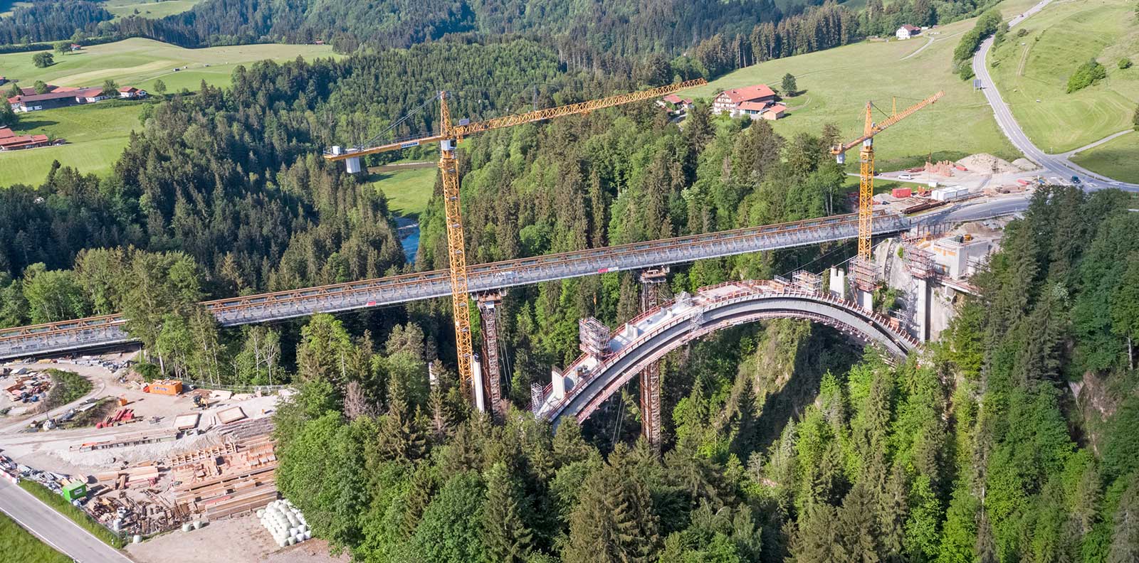 Baustatische Prüfung und Bauwerksuntersuchung an der Echelsbacherbrücke Fotograf: Sebastian Jahn / BSE-AIRpix.de