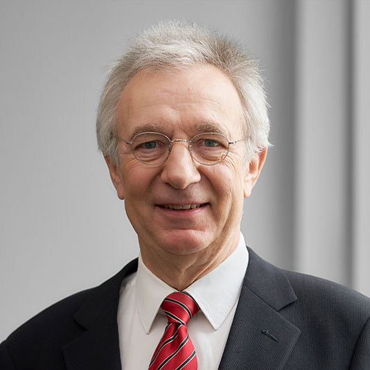 Beiratsmitglied Univ.-Prof. Dr.-Ing Josef Zimmermann Beiratsmitglied Univ.-Prof. Dr.-Ing Josef Zimmermann